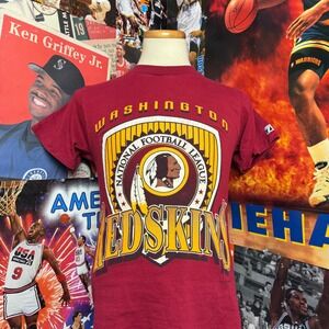 Vintage 90s Washington‎ Redskins NFL Football Tee Burgundy Logo 7 Size Small